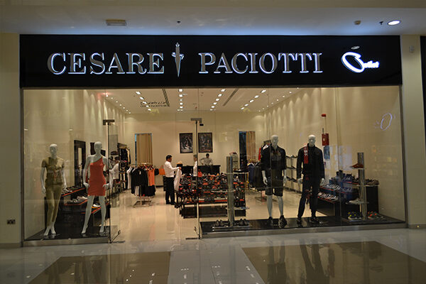 Cesare paciotti Outlet mall1